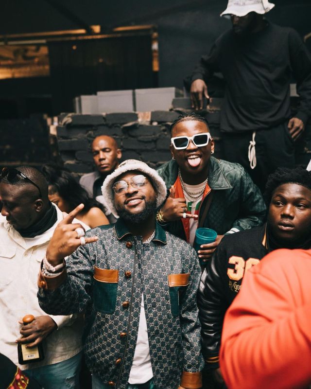 Focalistic RA E TAOLA Ft. Davido