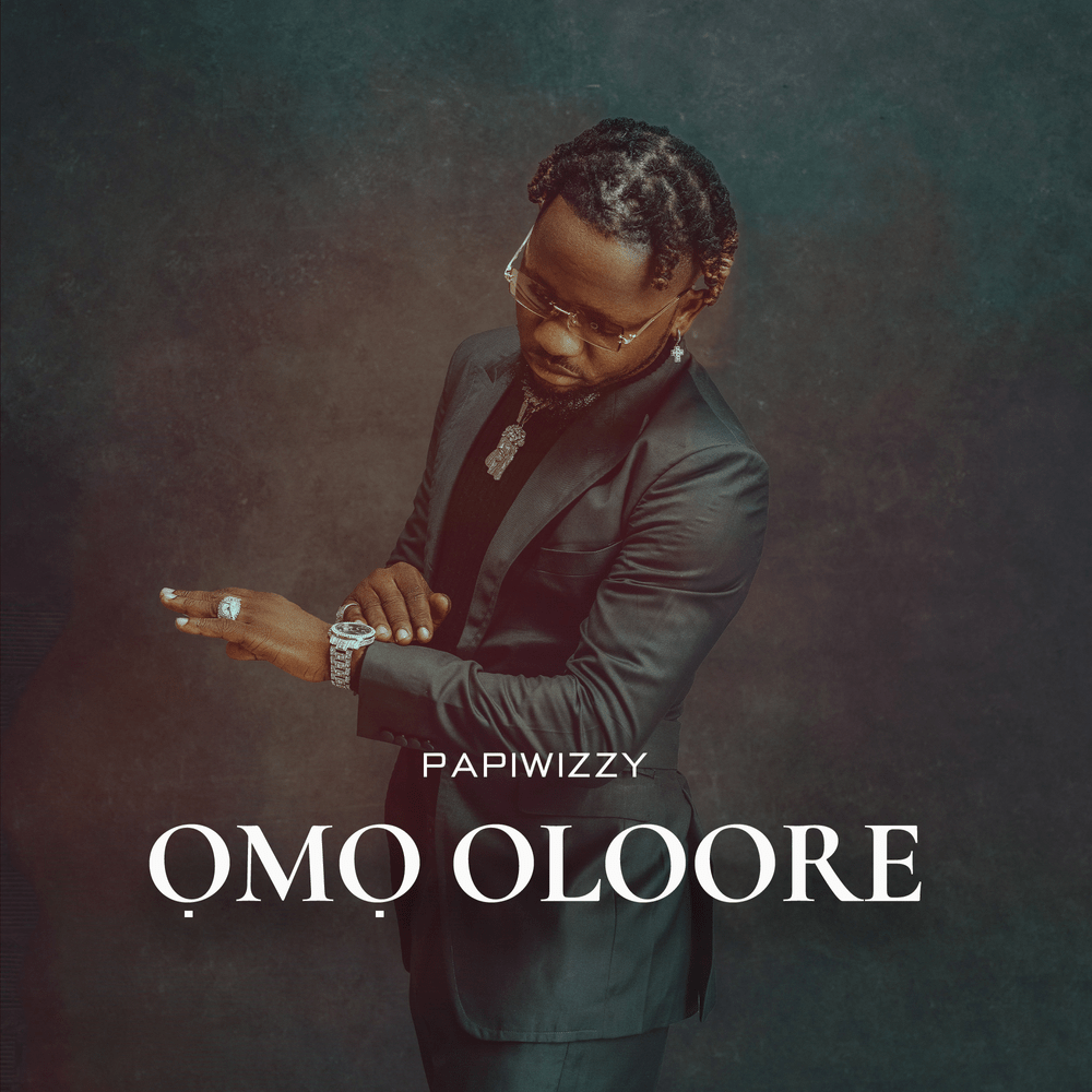 Papiwizzy OMO OLOORE