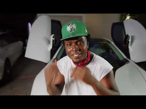 Kweku Smoke – Chairman ft. Bosom P Yung Yaw Tog Video