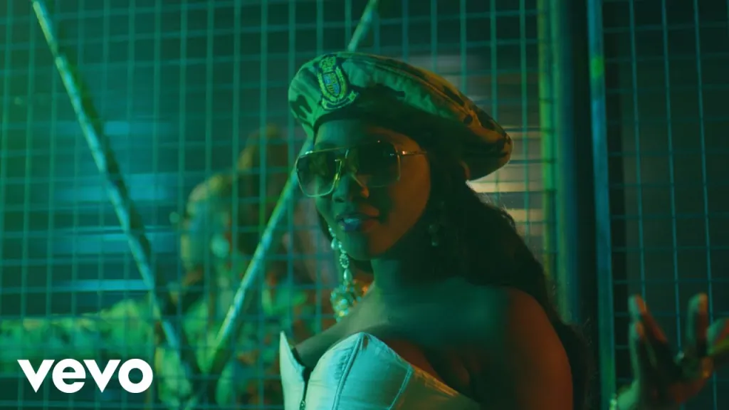Simi – Loyal Ft. Fave Video