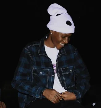 Zinoleesky ft Ayra Starr – Living Up