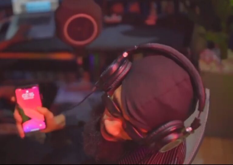 Phyno – Nwoke Esike