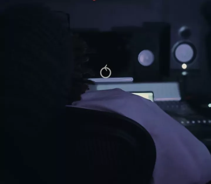 Serotonin (The Elder) – Oh Evelyn