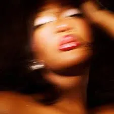 Tems - Love Is A Kingdom (ALBUM)